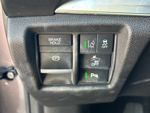 Used 2020 Acura MDX SH-AWD image 26