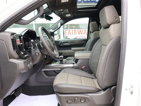 New 2026 Chevrolet Silverado 1500 ZR2 w/ LPO, Dark Essentials Package AWD/4WD image 15