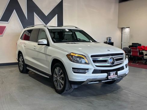 Used 2014 Mercedes-Benz GL 450 4MATIC image 3