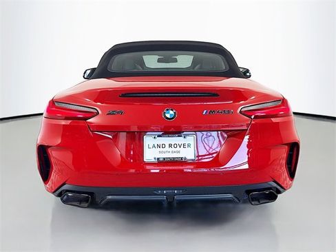 Used 2025 BMW Z4 M40i w/ Premium Package image 6