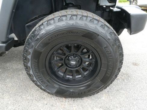 Used 2014 Jeep Wrangler Sport w/ Quick Order Package 24S AWD/4WD image 26