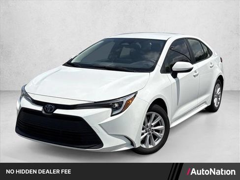 Certified 2024 Toyota Corolla LE w/ LE Convenience Package FWD image 1
