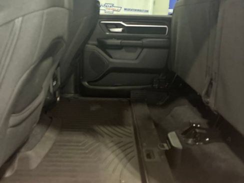 Used 2025 RAM 1500 Big Horn AWD/4WD image 42