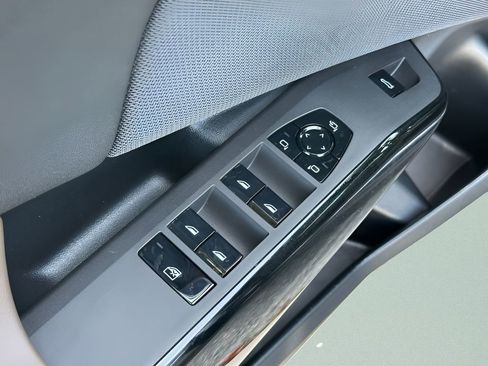 New 2026 BMW X3 xDrive30 w/ Premium Package image 12