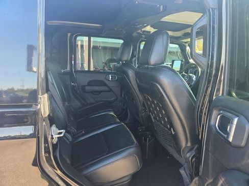 Used 2020 Jeep Gladiator Rubicon image 11