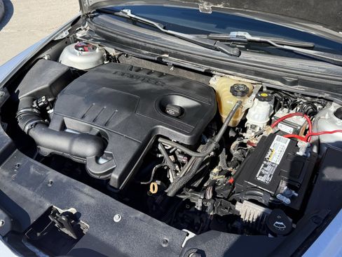 Used 2011 Chevrolet Malibu LT image 30