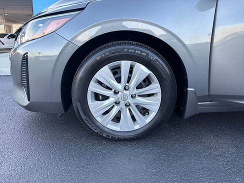 Used 2024 Nissan Sentra S image 30