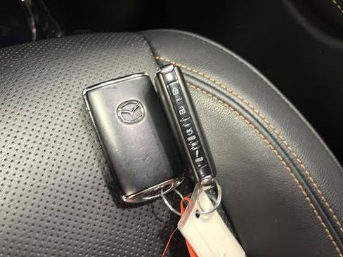 Used 2024 MAZDA CX-90 Plug-In Hybrid w/ Premium Pkg AWD/4WD image 37