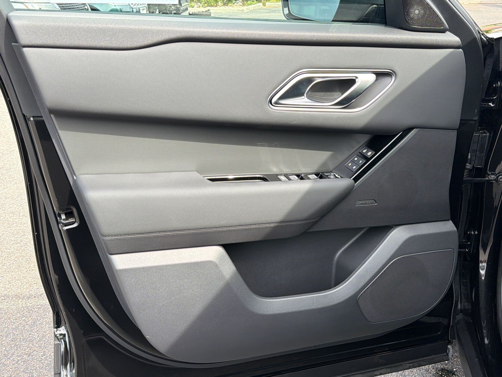 New 2026 Land Rover Range Rover Velar S AWD/4WD image 14