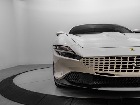 Certified 2022 Ferrari Roma image 43