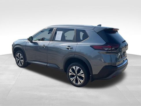 Used 2023 Nissan Rogue SV w/ SV Premium B Package AWD/4WD image 3