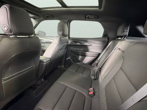 Used 2025 Chevrolet TrailBlazer ACTIV w/ Convenience Package FWD image 27