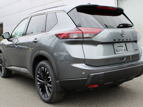 New 2026 Nissan Rogue SV image 3