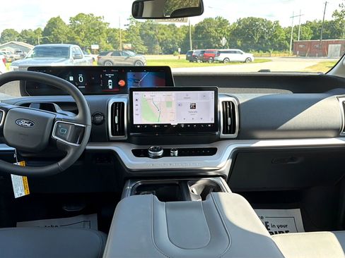 New 2027 Ford Expedition Active RWD image 11