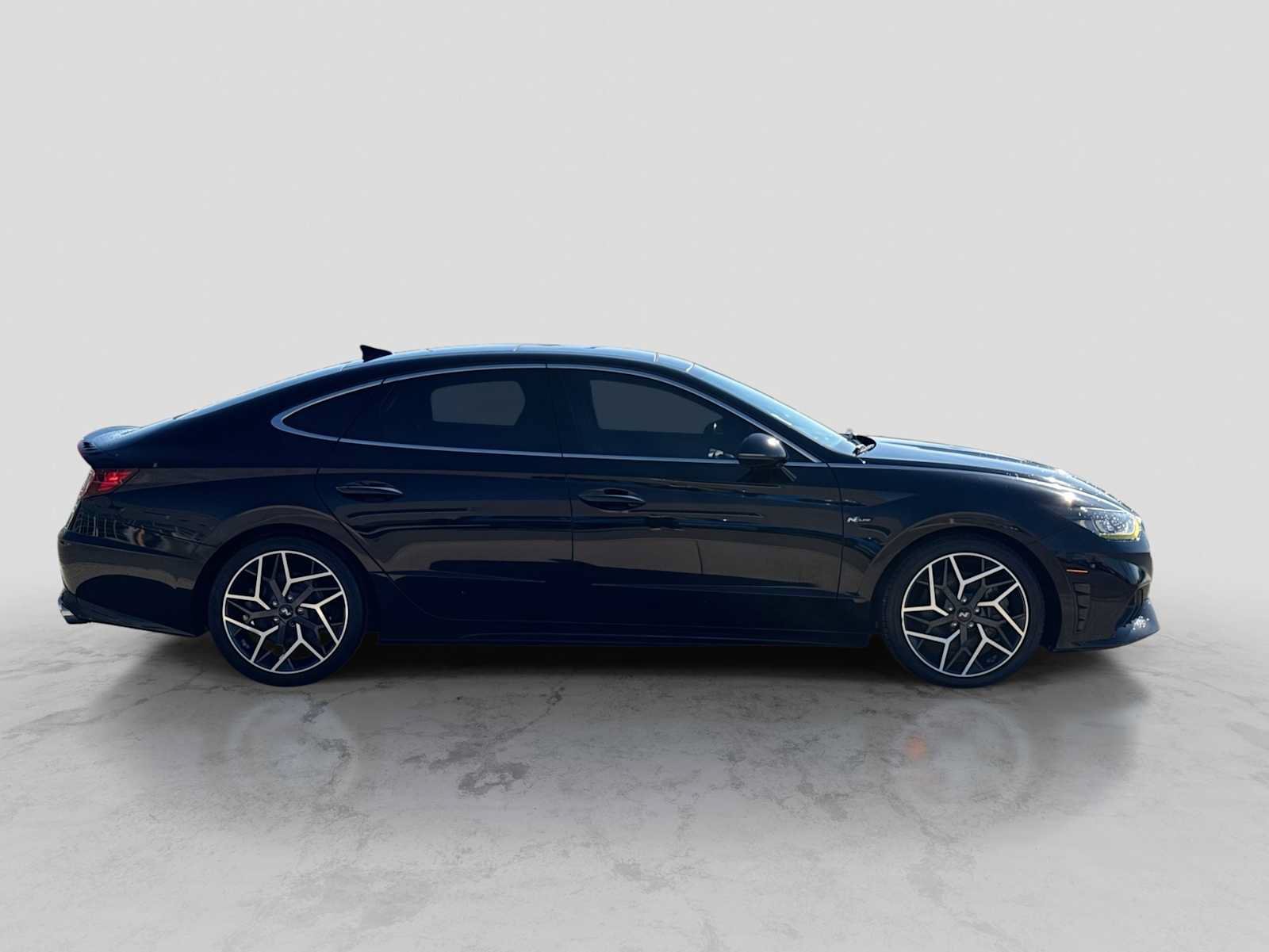 Used 2022 Hyundai Sonata N Line w/ Preferred Accessory Package FWD image 7