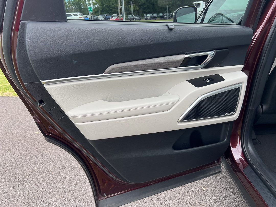 Used 2020 Kia Telluride EX w/ EX Premium Package AWD/4WD image 31