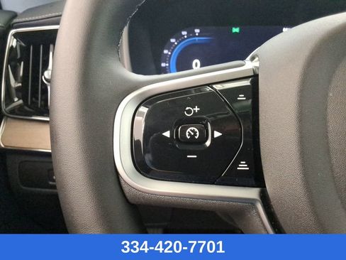 Certified 2025 Volvo XC90 B5 Plus image 30