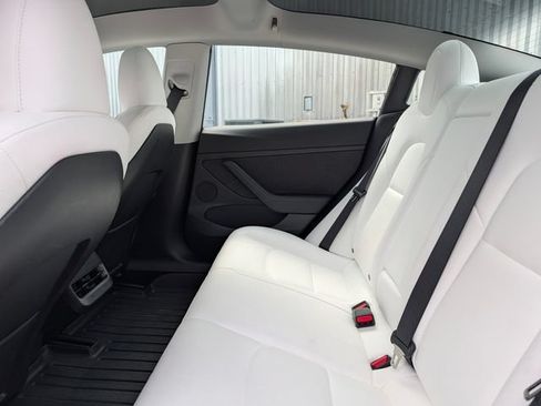Used 2023 Tesla Model 3 Standard Range RWD image 17