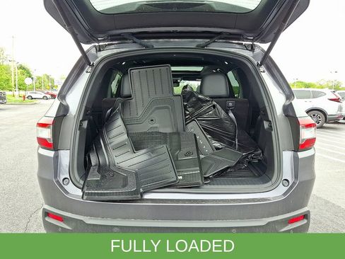 Used 2025 Honda Pilot Black Edition image 36