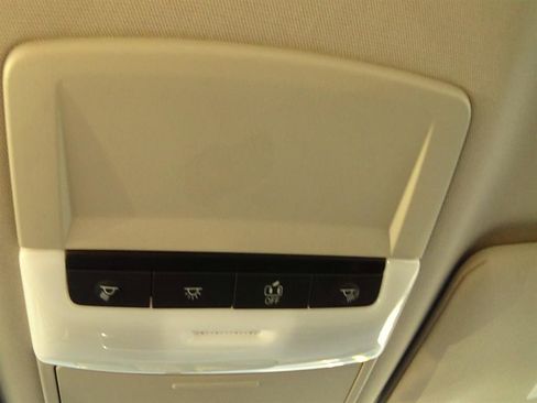 Used 2024 Nissan Altima 2.5 SV image 28