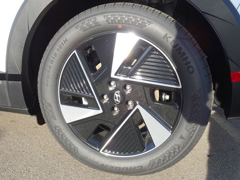 New 2026 Hyundai Ioniq 5 SEL image 22