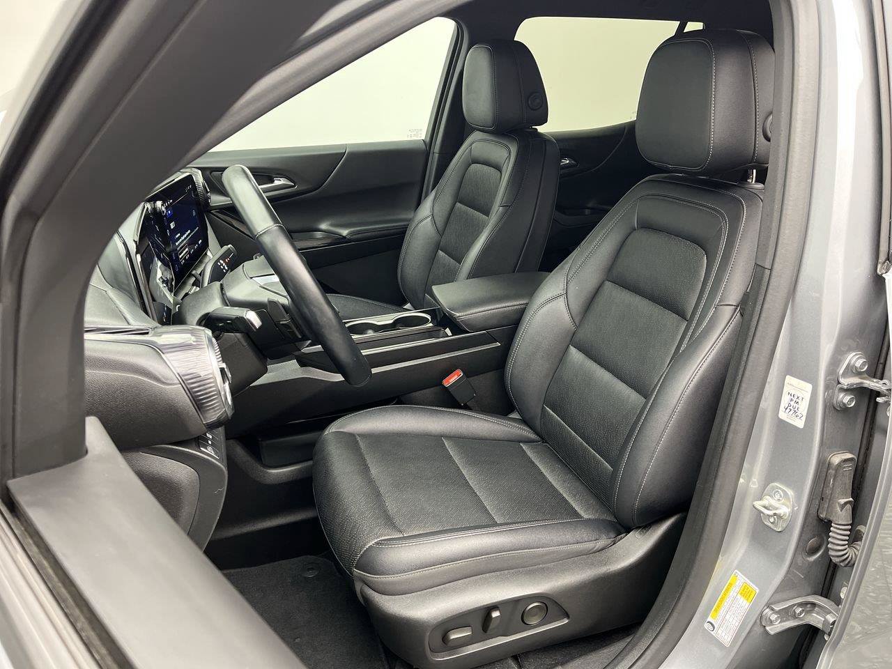 Certified 2025 Chevrolet Equinox LT w/ Convenience Package II AWD/4WD image 10