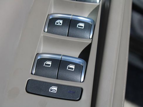 New 2026 Kia Carnival FWD image 26