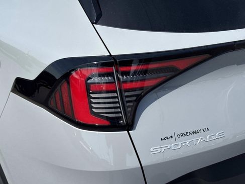 New 2026 Kia Sportage EX AWD/4WD image 11