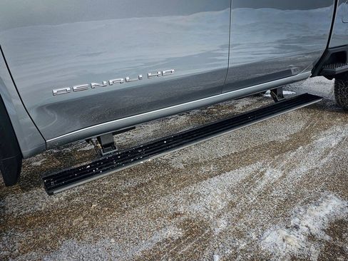 Certified 2024 GMC Sierra 2500 Denali w/ Denali Reserve Package image 12