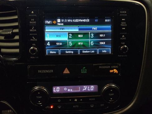 Used 2016 Mitsubishi Outlander SEL FWD image 25