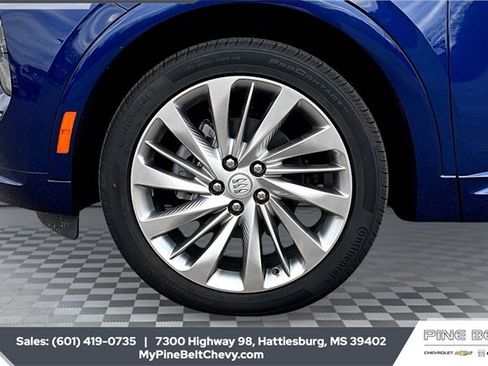 New 2025 Buick Envision Avenir image 13