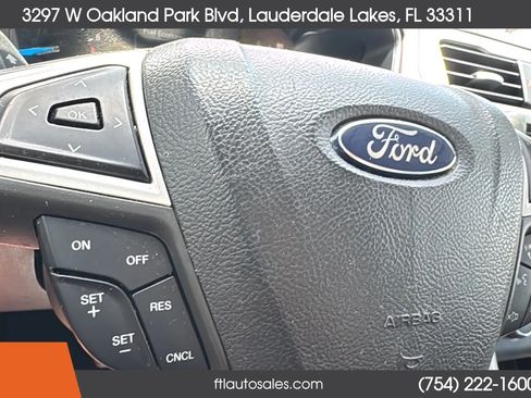 Used 2015 Ford Fusion SE FWD image 40