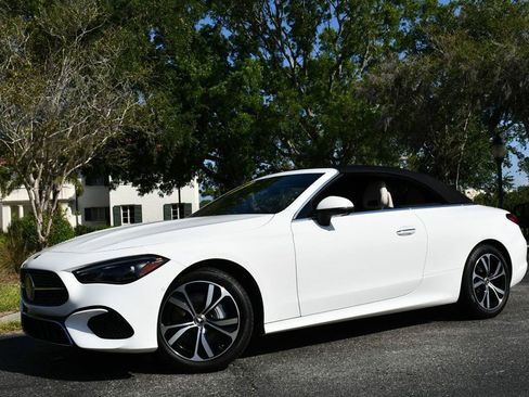 Used 2024 Mercedes-Benz CLE 300 4MATIC Cabriolet w/ Driver Assistance Package image 26