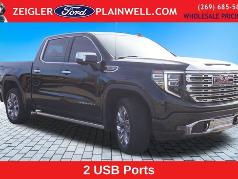 Used 2022 GMC Sierra 1500 Denali w/ Denali Reserve Package image 7
