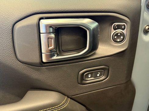 New 2026 Jeep Wrangler Unlimited Sahara AWD/4WD image 22