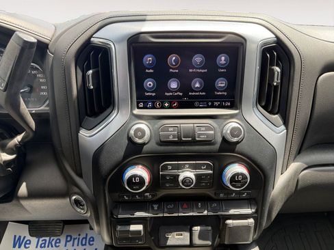 Used 2023 GMC Sierra 3500 SLT w/ SLT Convenience Package AWD/4WD image 13