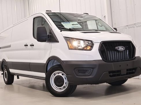 New 2026 Ford Transit 150 Low Roof w/ Load Area Protection Package RWD image 31