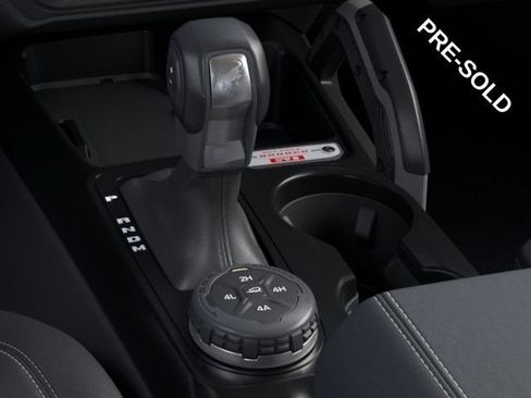 New 2026 Ford Bronco Outer Banks AWD/4WD image 17