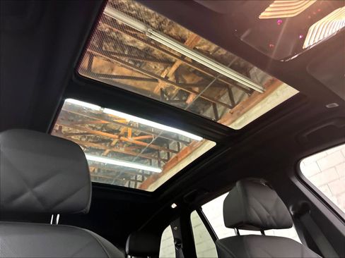 Used 2024 BMW X5 M60i AWD/4WD image 24