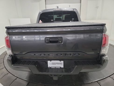 Used 2023 Toyota Tacoma TRD Off-Road image 8