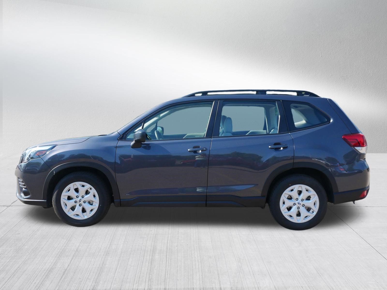 Used 2024 Subaru Forester AWD/4WD image 4