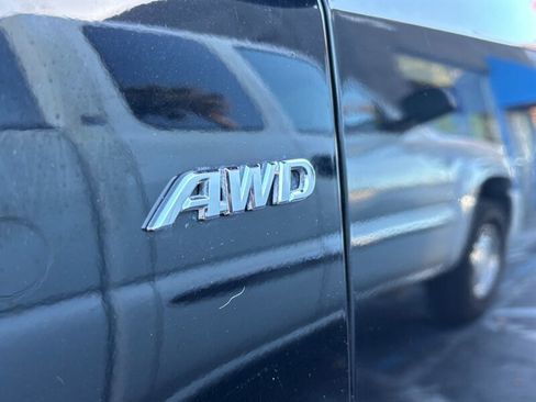 Used 2017 Toyota Sienna XLE 7-Passenger image 26