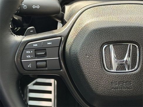 Used 2025 Honda Accord Sport image 12