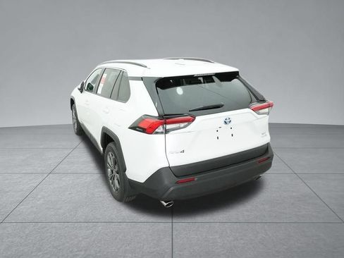 Used 2024 Toyota RAV4 XLE Premium w/ Weather Package AWD/4WD image 8