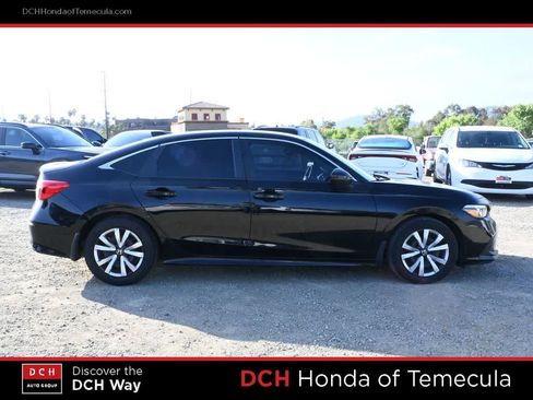 Used 2023 Honda Civic LX image 5