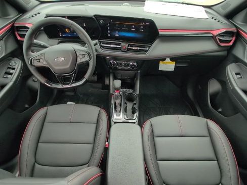 New 2026 Chevrolet TrailBlazer RS w/ Convenience Package FWD image 5