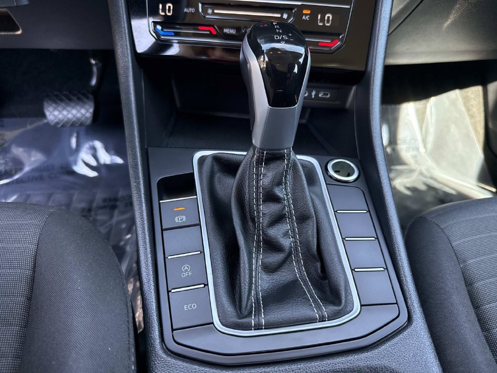 Used 2025 Volkswagen Jetta S FWD image 30