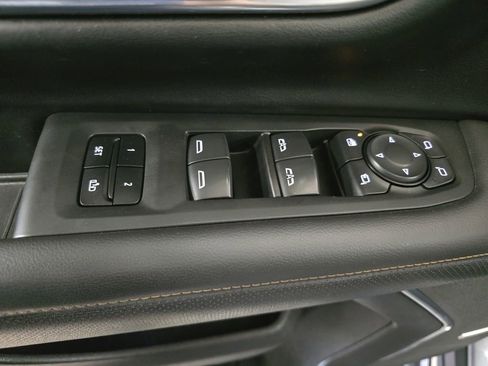 Used 2021 GMC Yukon XL AT4 w/ AT4 Premium Plus Package AWD/4WD image 29
