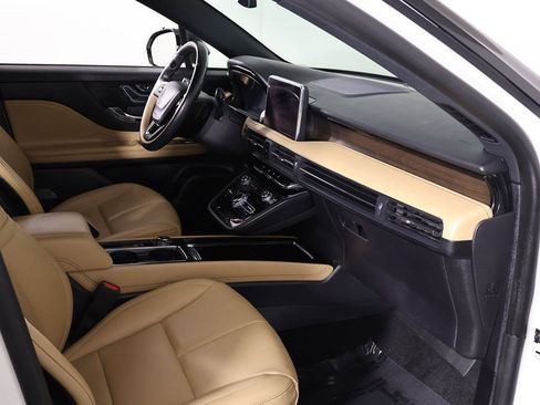 Used 2022 Lincoln Corsair Reserve w/ Elements Package image 25