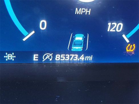 Used 2021 Ford F150 Lariat w/ Equipment Group 501A Mid image 11